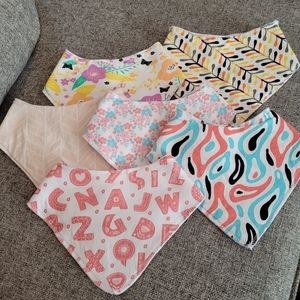 Bundle of 6 Bandana style bibs